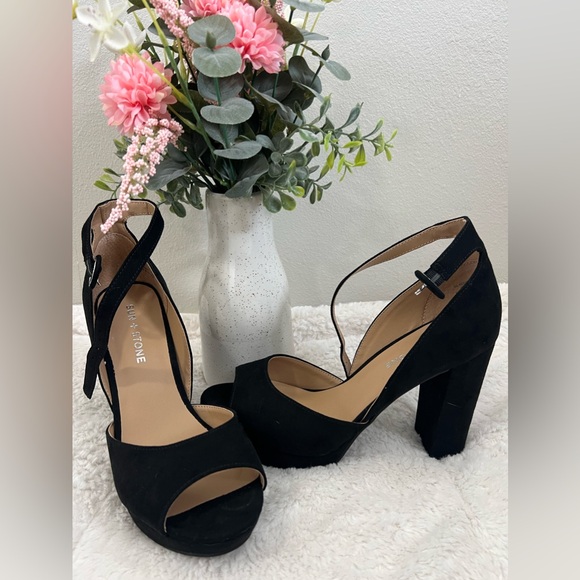 Sun & Stone Reeta Block Heel Platform High-Heels in Black Suede - Picture 4 of 9